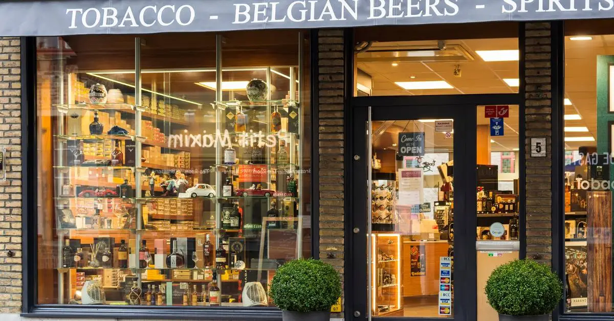 What Do Smoke Shops Sell? 6 Items To Stock in Your Shop